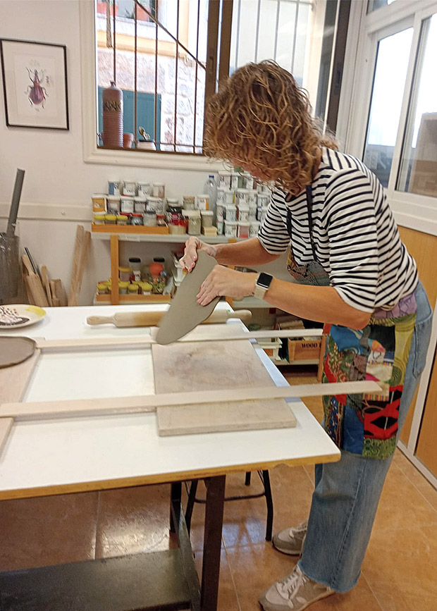 Clase-Adultos-01 clases de ceramica en vigo adultos